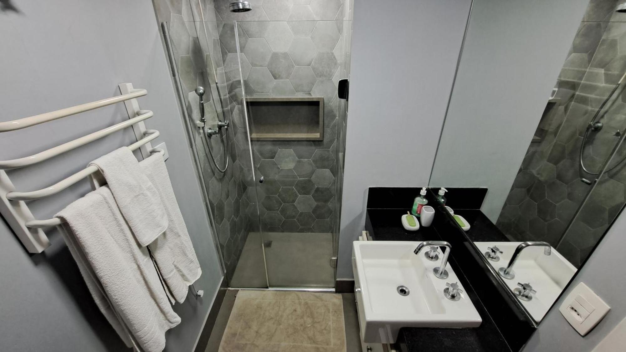 Flat Confortavel - Academia - Piscina - Garagem - Melhor Localizacao Do Itaim Bibi Сан-Пауло Экстерьер фото